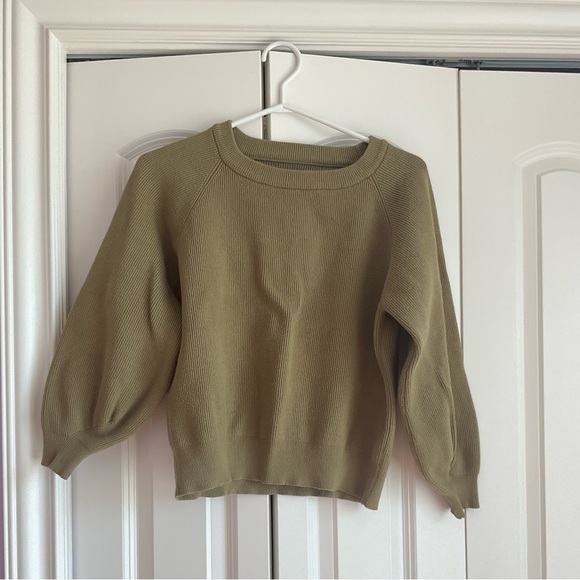 Cute Puffy Sleeve Green Sweater - Picture 1 of 2